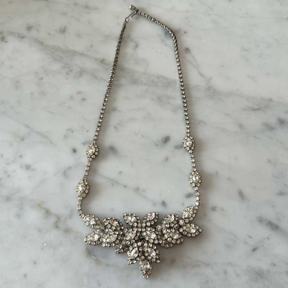 Embellished stone pendant